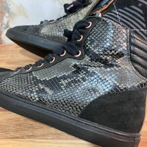 Fretons Amsterdam 8-Eyelet Lace-up Boots - Snake Print & Calf Hair - Size 38